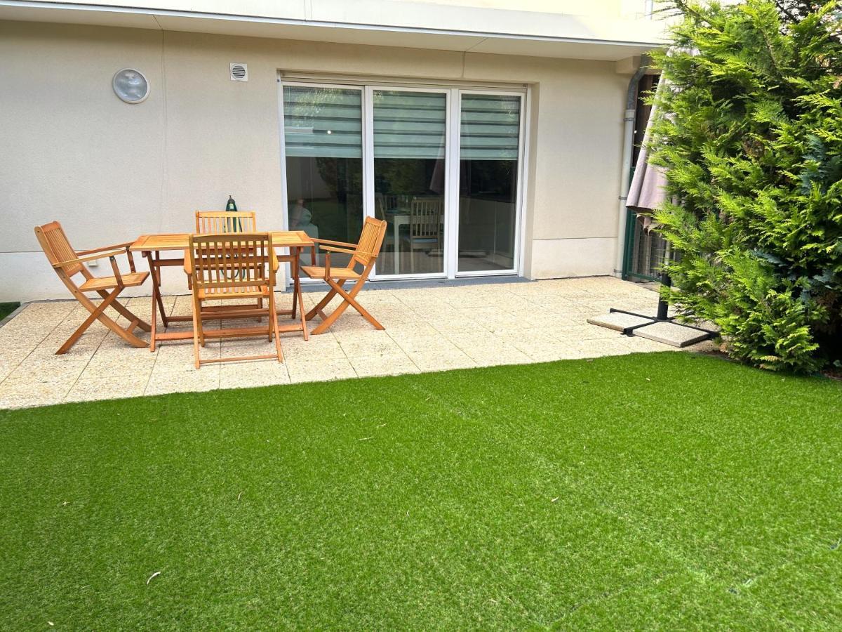 Eden By Dream Apartments Chessy  Εξωτερικό φωτογραφία